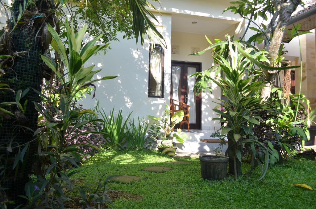 Wijaya Guest House Ubud Esterno foto